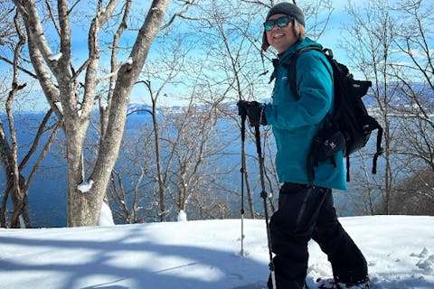 【北海道・余市・スノーシュー 】積丹ブルーの絶景と深雪の森を楽しむ冬のアクティビティ　JR余市駅から送迎も可能！