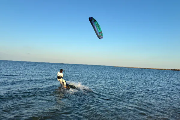 三重県でカイトサーフィン｜アソビュー！
