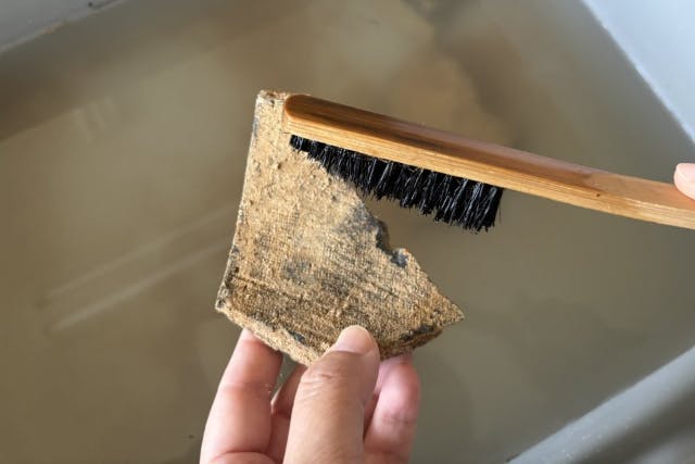 奈良・河合　古墳出土品洗浄体験