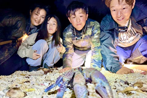 子ども大興奮】家族で行く石垣ナイトジャングル大冒険☆ヤシガニ探し
