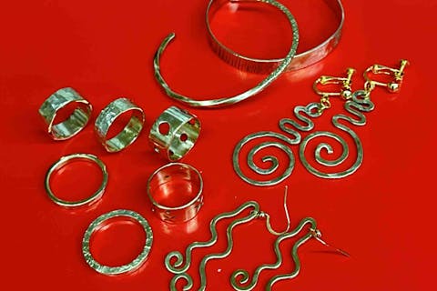 真鍮槌目リング、バングル、ピアス体験