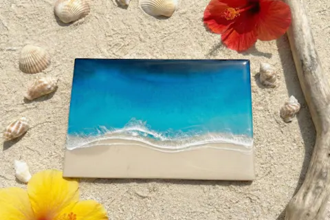 【宮古島・当日予約OK】空港5分・雨の日OK｜送料無料！『アートボードA4サイズ』レジンアート体験｜お子様も大人も夢中の波作り体験！