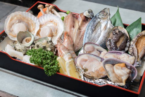 【手ぶらで海鮮BBQ】アワビがひとりにひとつついてくる！海鮮まんぷくプラン～ファミリー・カップル・女性にオススメ～