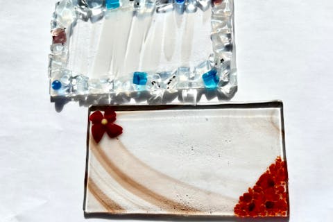 フュージング体験ー並べるだけで、きらめくガラスのプレート(長方形)を作ろう