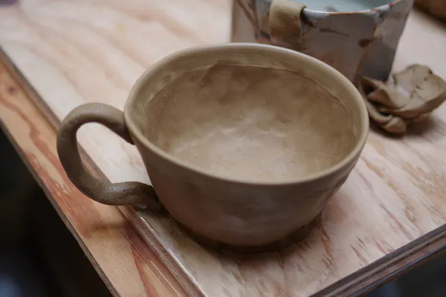 手で作る赤膚焼器づくり〜手作り好きな大人にピッタリ！初めての方も歓迎！