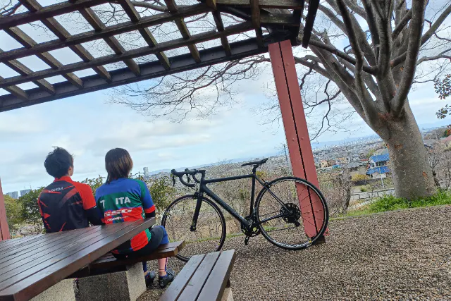 【箕面市・ロードバイクレンタサイクル】オールインクルーシブプラン（3時間） 手ぶらでOK！自然豊かな箕面の町や山々をロードバイクで駆け巡ろう！