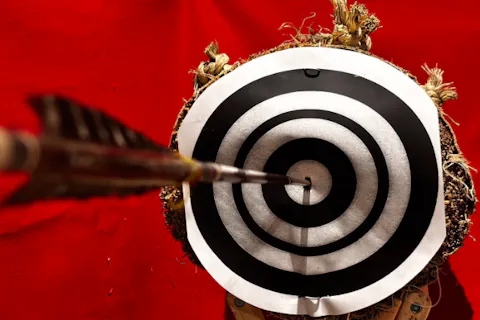 【京都・東山区・弓道体験カフェ】　弓道体験20射＋ワンドリンク　弓道体験コース！