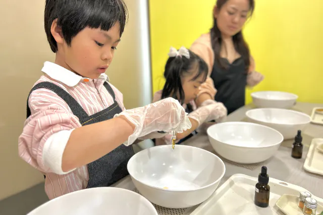 五感で楽しむ♪親子でバスボム作り体験(お子様二人プラン）