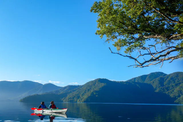 【栃木・日光・中禅寺湖カヤック】〔朝凪7:30〕鏡のような朝の湖・写真データ全カット付き