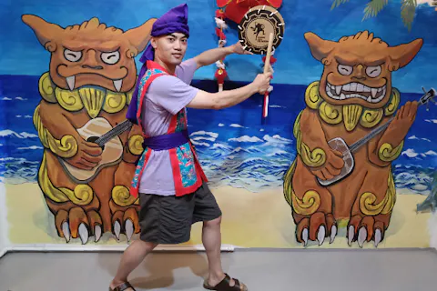 那覇空港近く【２名様まで】クラフト締め太鼓制作と簡単エイサー体験
