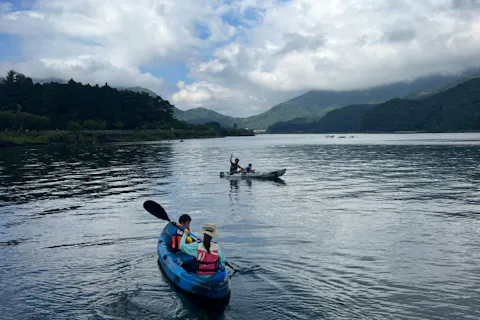 【山梨・山中湖】壮大な富士山を眺めながらカヤック体験！【60分】