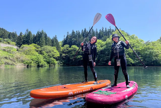 【群馬・四万温泉】SUP聖地！人気の四万湖でサップ長時間体験 1人乗りSUPツアー