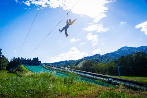 ◆新潟県/妙高市◆【ぜんぶ遊び放題パス】プラザエリアパス＋ツリーエリアパス＋温泉・プール　アライリゾートの全てを満喫プラン♪