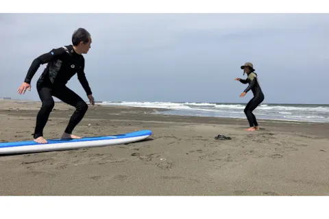 【千葉県九十九里浜・大人のサーフィン体験コース】40代～50代からゆっくり始める大人のサーフィンスクール・お一人様のご参加大歓迎！
