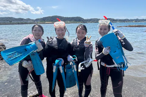 【8/30（日）限定・1,000円OFF】千葉・館山・沖ノ島シュノーケリング｜小学生・初心者歓迎！自然ガイドと魚やサンゴを観察♪3〜6名にスタッフ1名で安心サポート