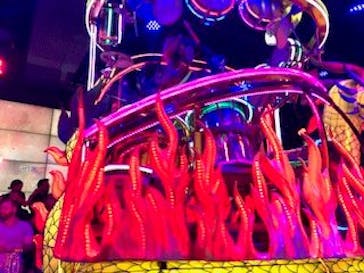 ロボットレストランに投稿された画像（2018/5/14）