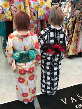 【使用不可】着物レンタルVASARA 浅草雷門店に投稿された画像（2019/5/28）