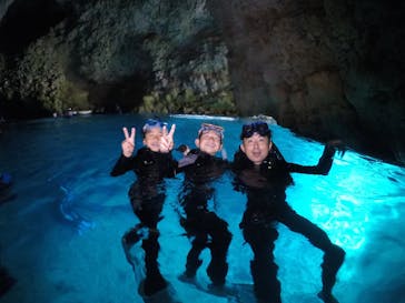 青の洞窟専門店　沖縄ダイビングショップ和に投稿された画像（2018/4/7）