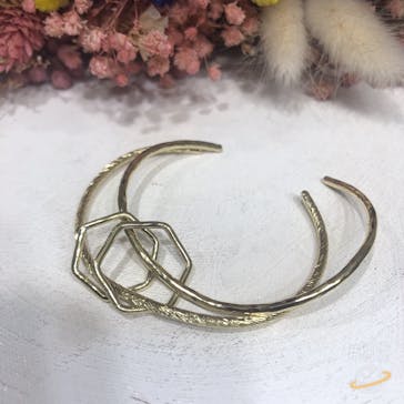 MATEI（マテイ）に投稿された画像（2020/9/9）