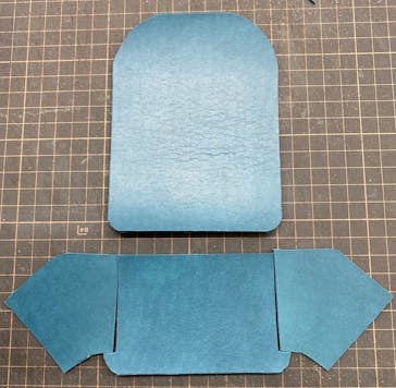 マコトレザーワークスに投稿された画像（2020/10/25）