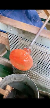 東京ガラス工芸研究所に投稿された画像（2020/11/16）