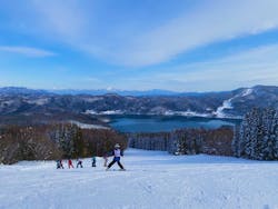 白馬カモシカスノーボードスクールに投稿された画像（2020/12/27）