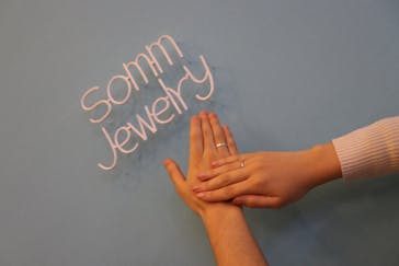 Somm Jewelry（ソムジュエリー）に投稿された画像（2021/12/6）