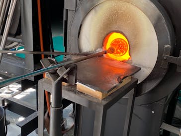 グラススタジオポルカに投稿された画像（2021/12/16）