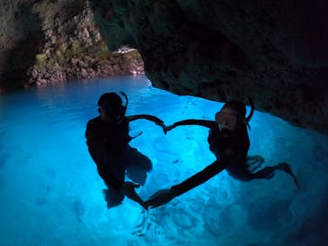 青の洞窟専門店　沖縄ダイビングショップ和に投稿された画像（2022/4/26）