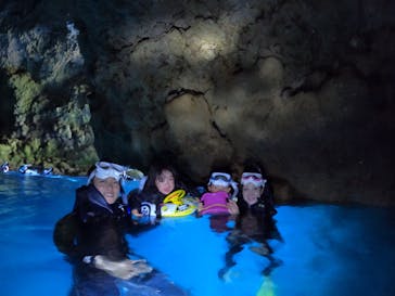 青の洞窟専門店　沖縄ダイビングショップ和に投稿された画像（2022/6/26）