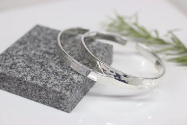 渋谷の彫金教室 studio crucible（スタジオ クルーシブル）に投稿された画像（2022/7/17）