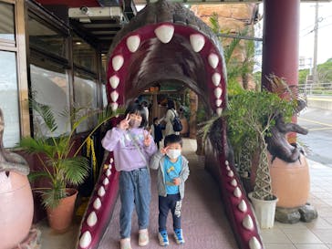 御菓子御殿　名護店　やんばる亜熱帯の森DINO恐竜PARKに投稿された画像（2023/1/28）