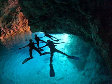 青の洞窟専門店　沖縄ダイビングショップ和に投稿された画像（2023/5/6）