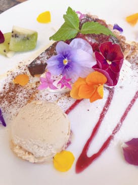 ニューヨークランプミュージアム＆フラワーガーデンに投稿された画像（2023/5/27）