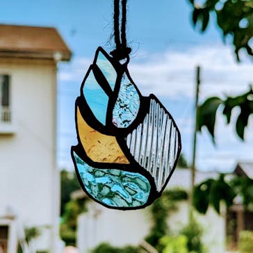 ステンドグラス屋に投稿された画像（2023/9/27）