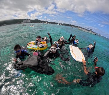 青の洞窟専門店　沖縄ダイビングショップ和に投稿された画像（2023/10/11）