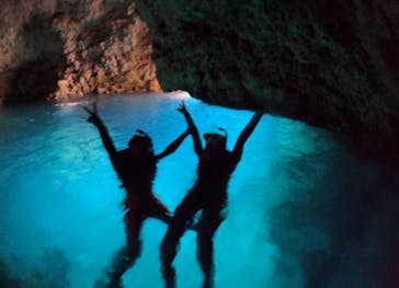 青の洞窟専門店　沖縄ダイビングショップ和に投稿された画像（2023/12/9）