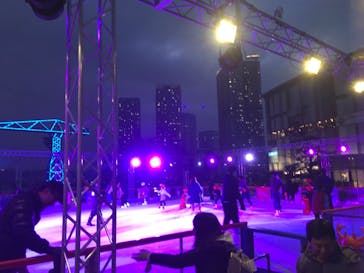 URBAN DOCK LALAPORT TOYOSU パラマウントベッド　SeaSide アイススケートリンクに投稿された画像（2024/1/2）