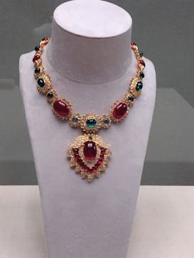 特別展　コスチュームジュエリー 美の変革者たち　シャネル、ディオール、スキャパレッリ　小瀧千佐子コレクションよりに投稿された画像（2024/3/14）