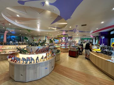 御菓子御殿　名護店　やんばる亜熱帯の森DINO恐竜PARKに投稿された画像（2024/7/16）