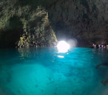 青の洞窟専門店　沖縄ダイビングショップ和に投稿された画像（2024/8/11）