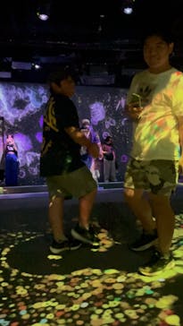 チームラボフォレスト 福岡 - SBI証券に投稿された画像（2024/8/14）