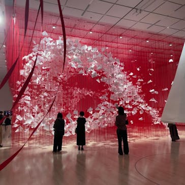 塩田千春　つながる私（アイ）　@大阪中之島美術館に投稿された画像（2024/9/30）