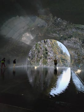 清津峡渓谷トンネルに投稿された画像（2024/11/2）