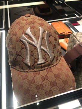 GUCCI COSMOSに投稿された画像（2024/11/15）