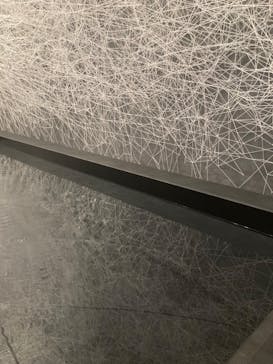 塩田千春　つながる私（アイ）　@大阪中之島美術館に投稿された画像（2024/11/24）