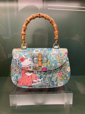 GUCCI COSMOSに投稿された画像（2024/12/1）