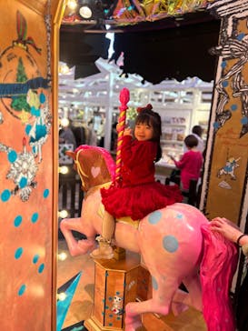 阪急うめだ本店『クリスマスマーケット2025』に投稿された画像（2024/12/16）