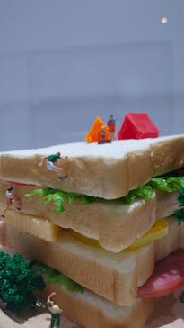 MINIATURE LIFE展 ー田中達也 見立ての世界ー　in　門司港レトロに投稿された画像（2024/12/21）