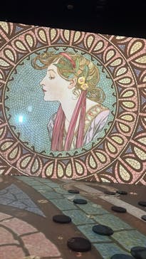 グラン・パレ・イマーシブ　永遠のミュシャに投稿された画像（2024/12/29）